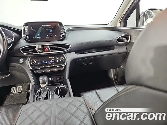 Hyundai Santa Fe — фото 10