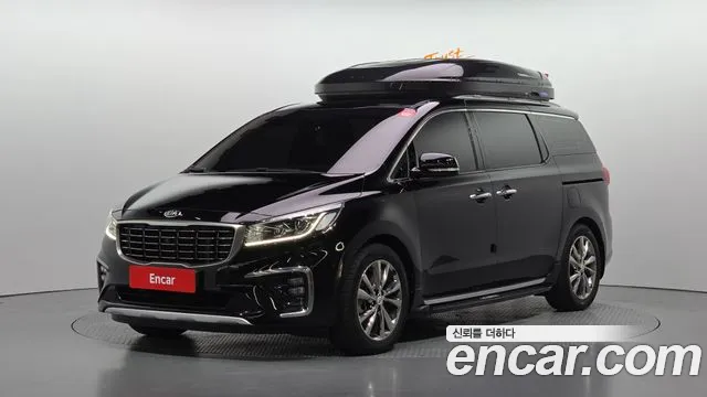 Kia Carnival — фото 1