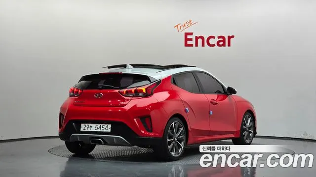 Hyundai Veloster — фото 2