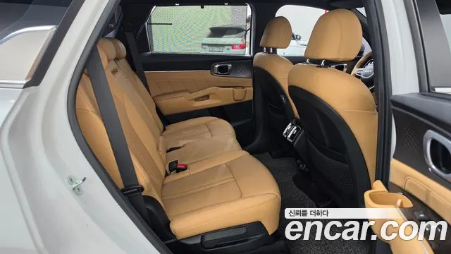 Kia Sorento — фото 11