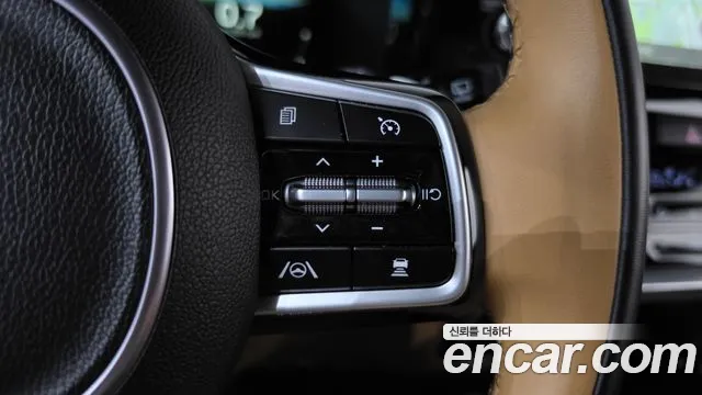 Kia Sorento — фото 16