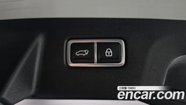 Kia Sorento — фото 17