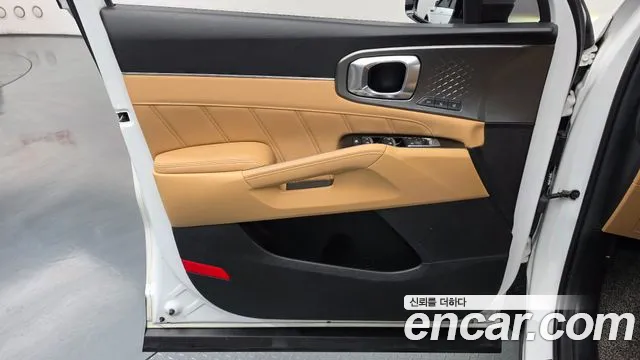 Kia Sorento — фото 24