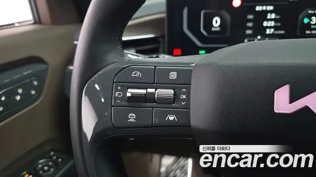 Kia EV9 — фото 15