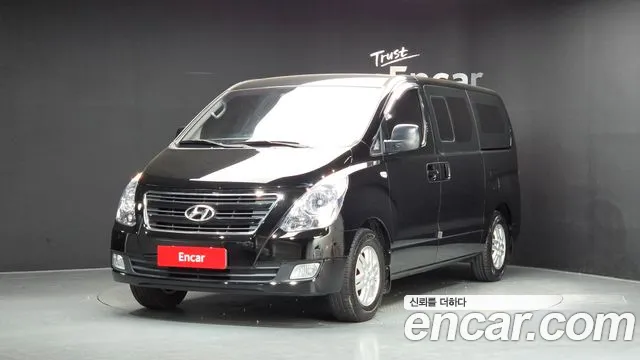 Hyundai Starex — фото 1