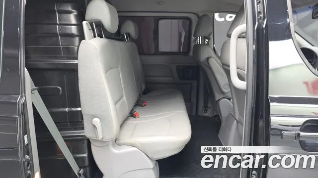 Hyundai Starex — фото 11