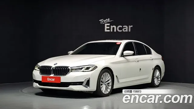 BMW 5-Series — фото 1