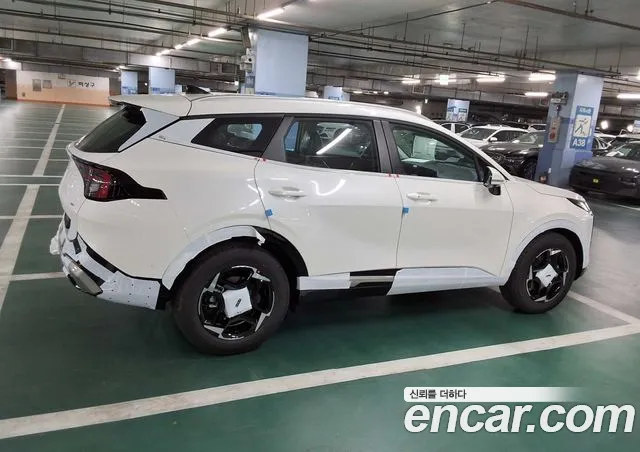Kia Sportage — фото 11