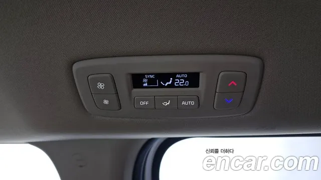 Kia Carnival — фото 31