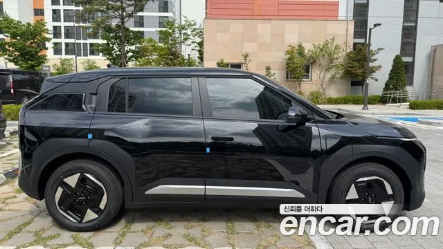 Kia EV3 — фото 8