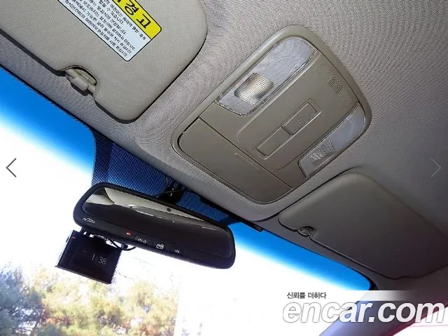 Kia Carnival — фото 17