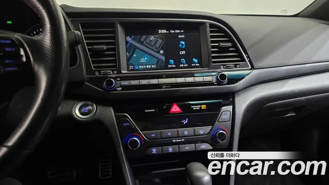Hyundai Avante — фото 12