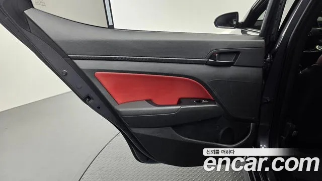 Hyundai Avante — фото 25