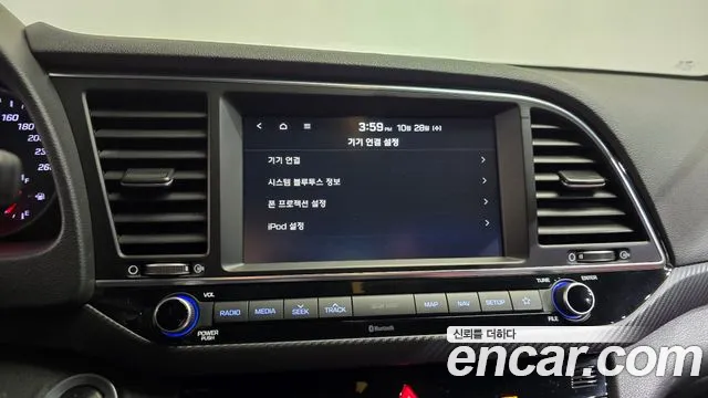 Hyundai Avante — фото 29