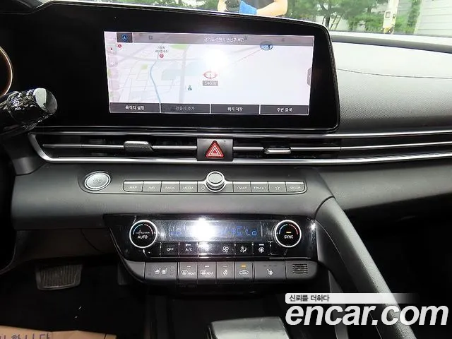 Hyundai Avante — фото 14