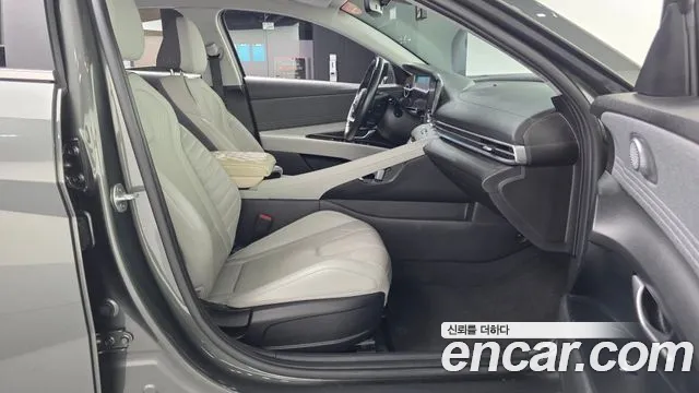 Hyundai Avante — фото 11
