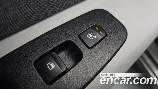 Hyundai Avante — фото 19