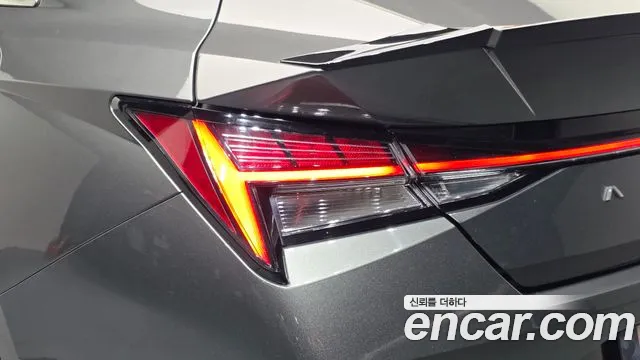 Hyundai Avante — фото 23