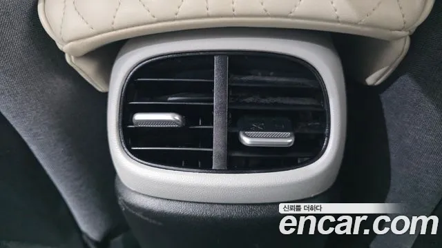 Hyundai Avante — фото 30