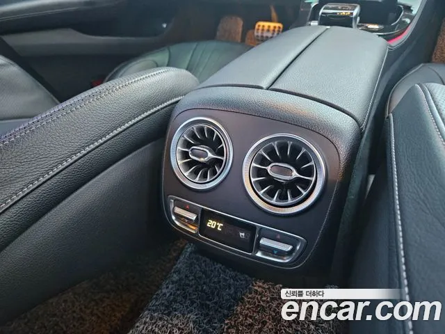 Mercedes-Benz CLS-Class — фото 18