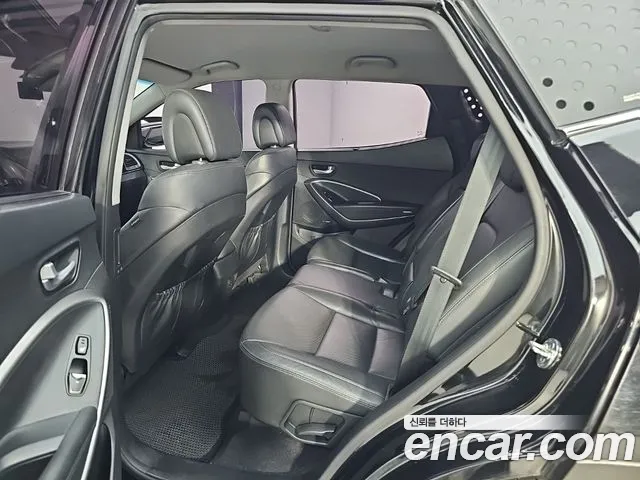 Hyundai Santa Fe — фото 12