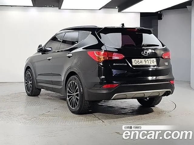 Hyundai Santa Fe — фото 3