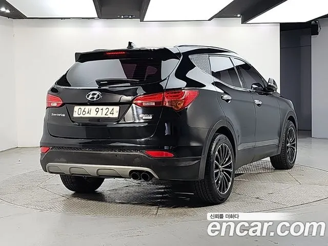 Hyundai Santa Fe — фото 4
