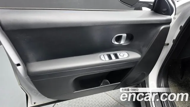 Hyundai Ioniq 5 — фото 24