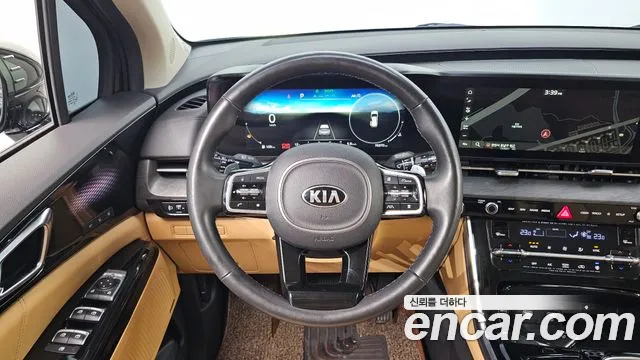Kia Carnival — фото 15