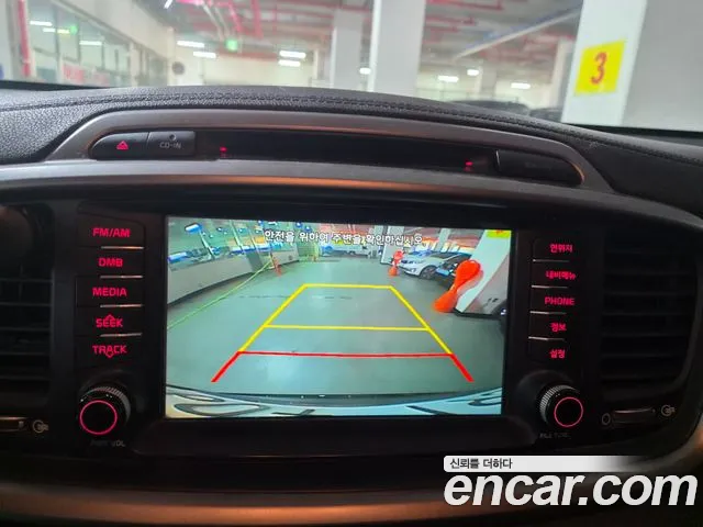 Kia Sorento — фото 15