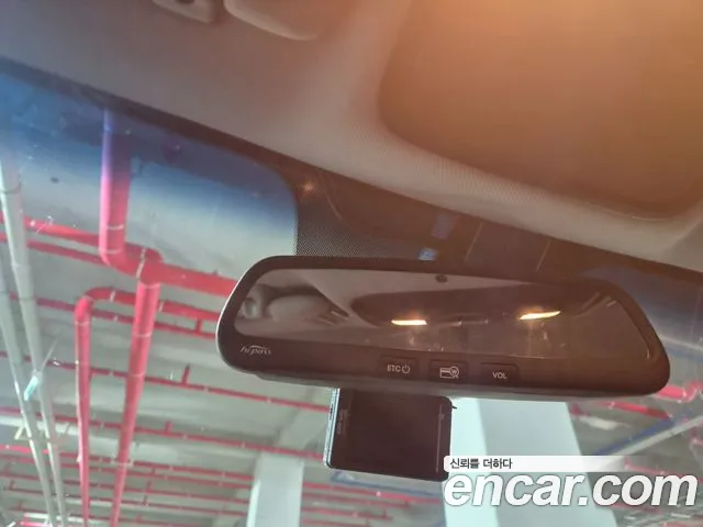 Kia Sorento — фото 6