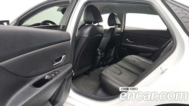 Hyundai Avante — фото 12