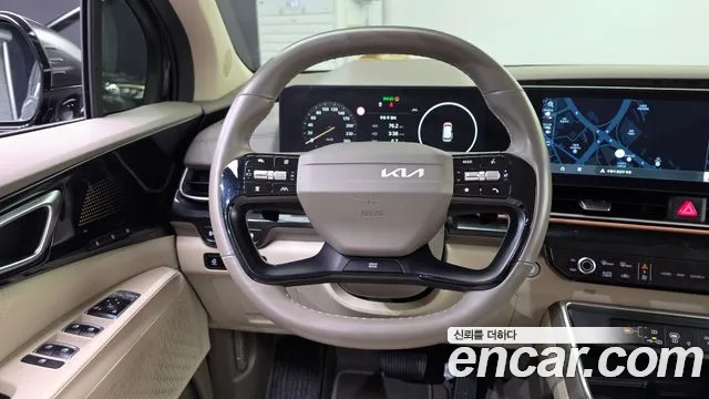 Kia Carnival — фото 12