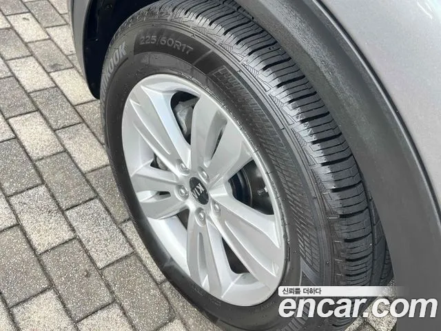 Kia Sportage — фото 20