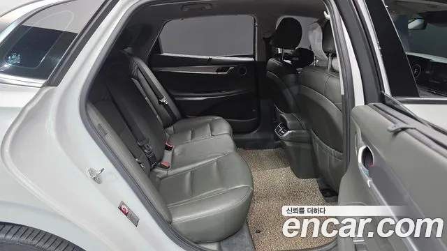 Hyundai Grandeur — фото 12