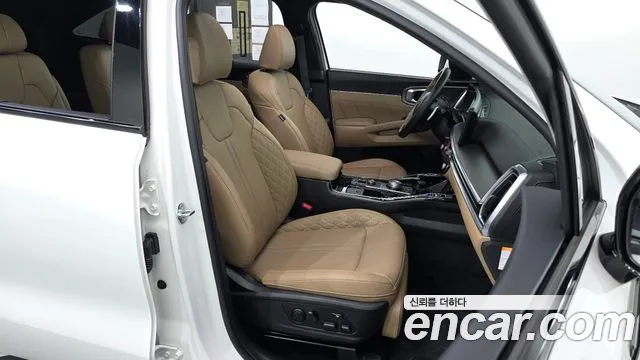 Kia Sorento — фото 11