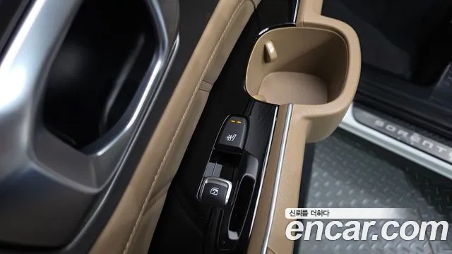 Kia Sorento — фото 18