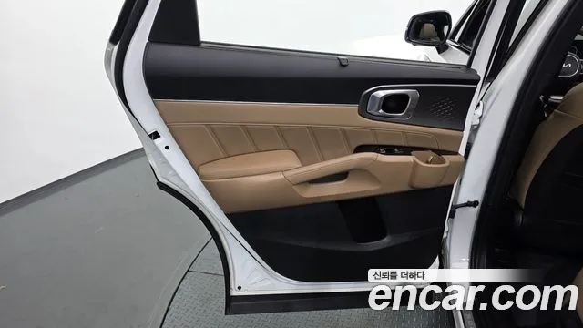 Kia Sorento — фото 25