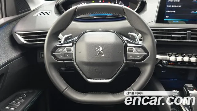 Peugeot 5008 — фото 15