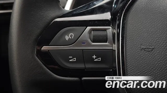 Peugeot 5008 — фото 19