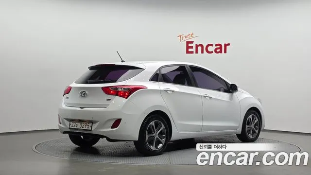 Hyundai i30 — фото 2