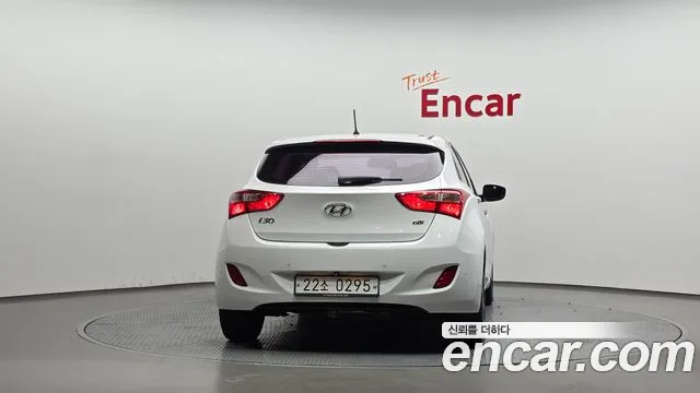 Hyundai i30 — фото 4