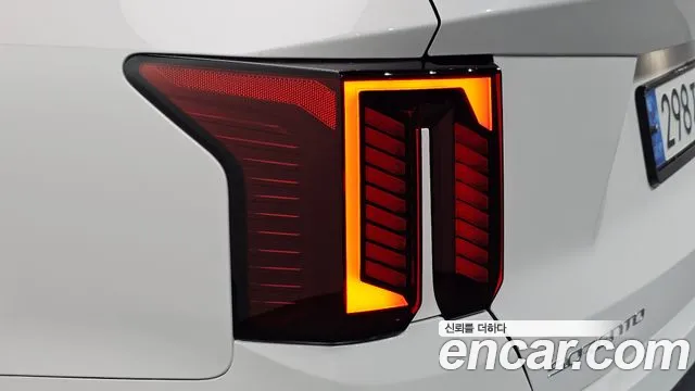 Kia Sorento — фото 23