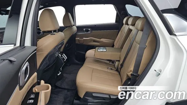 Kia Sorento — фото 26