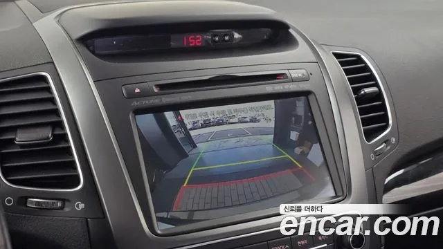 Kia Sorento — фото 14