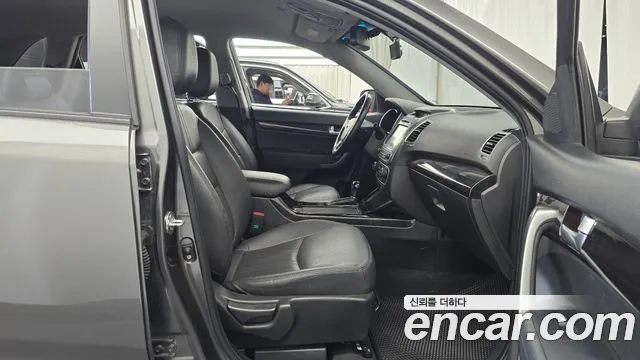 Kia Sorento — фото 26
