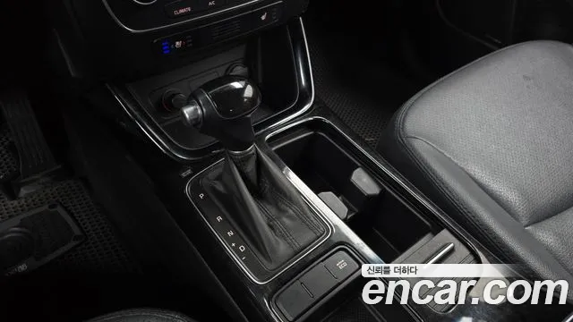 Kia Sorento — фото 9