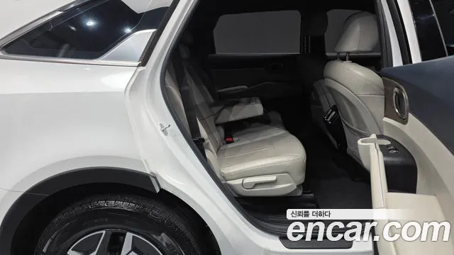 Kia Sorento — фото 12