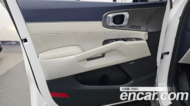 Kia Sorento — фото 24