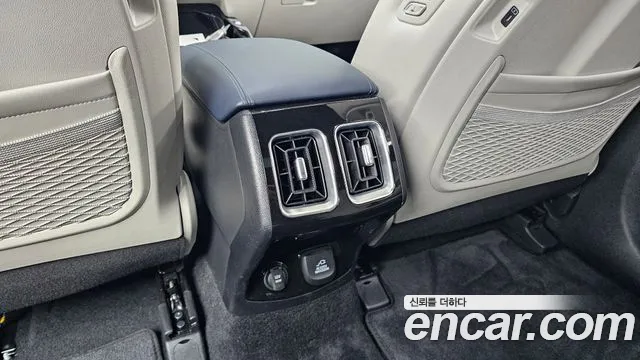Kia Sorento — фото 33